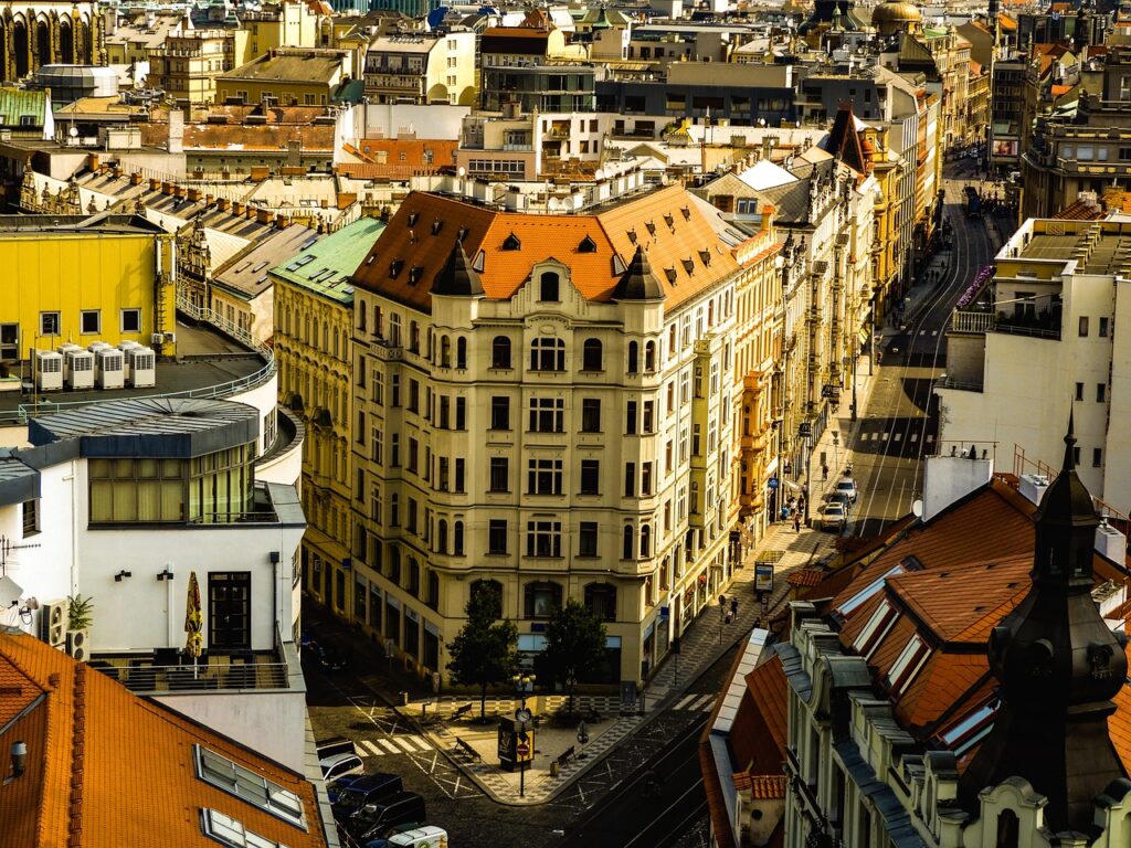 prague-3884868_1280